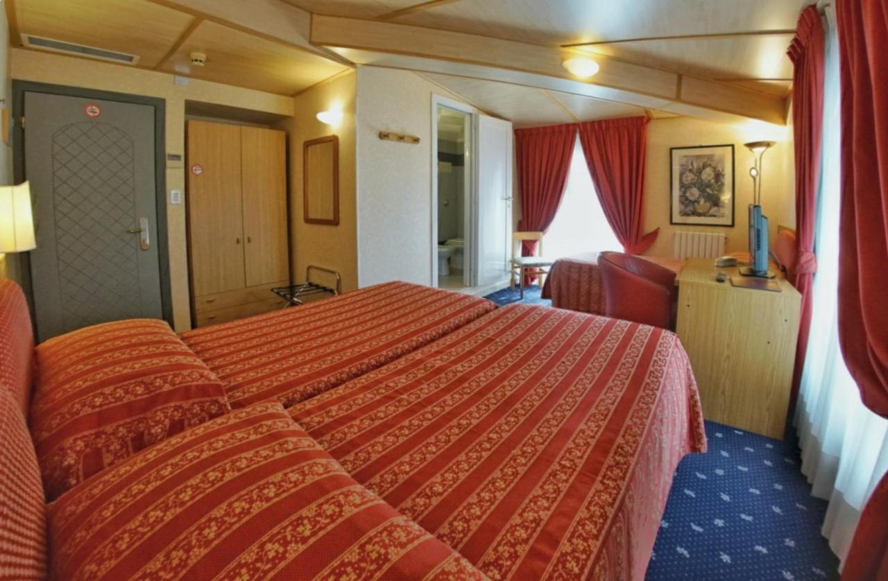 Hotel Le Torrette Galbiate エクステリア 写真